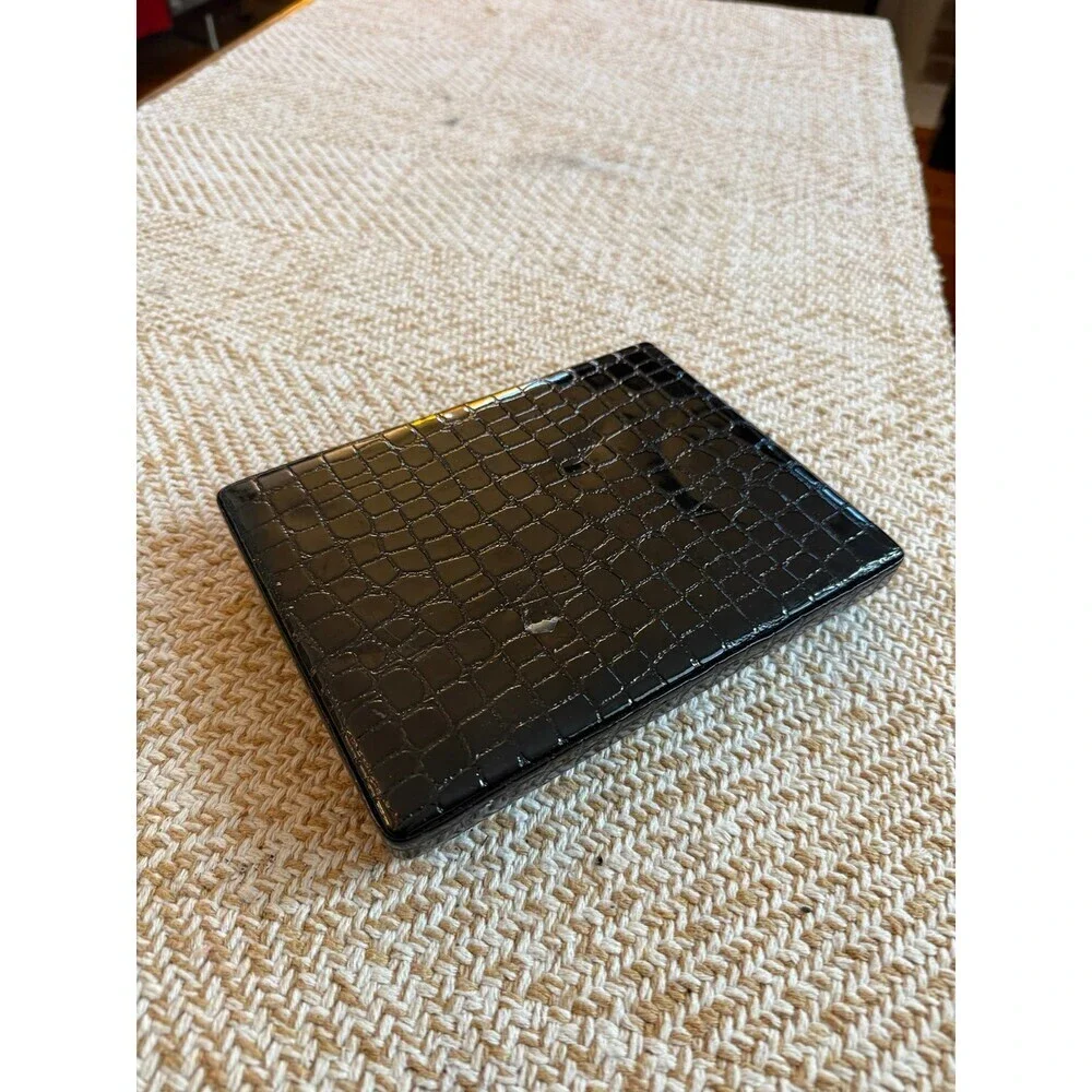 N/A black croc